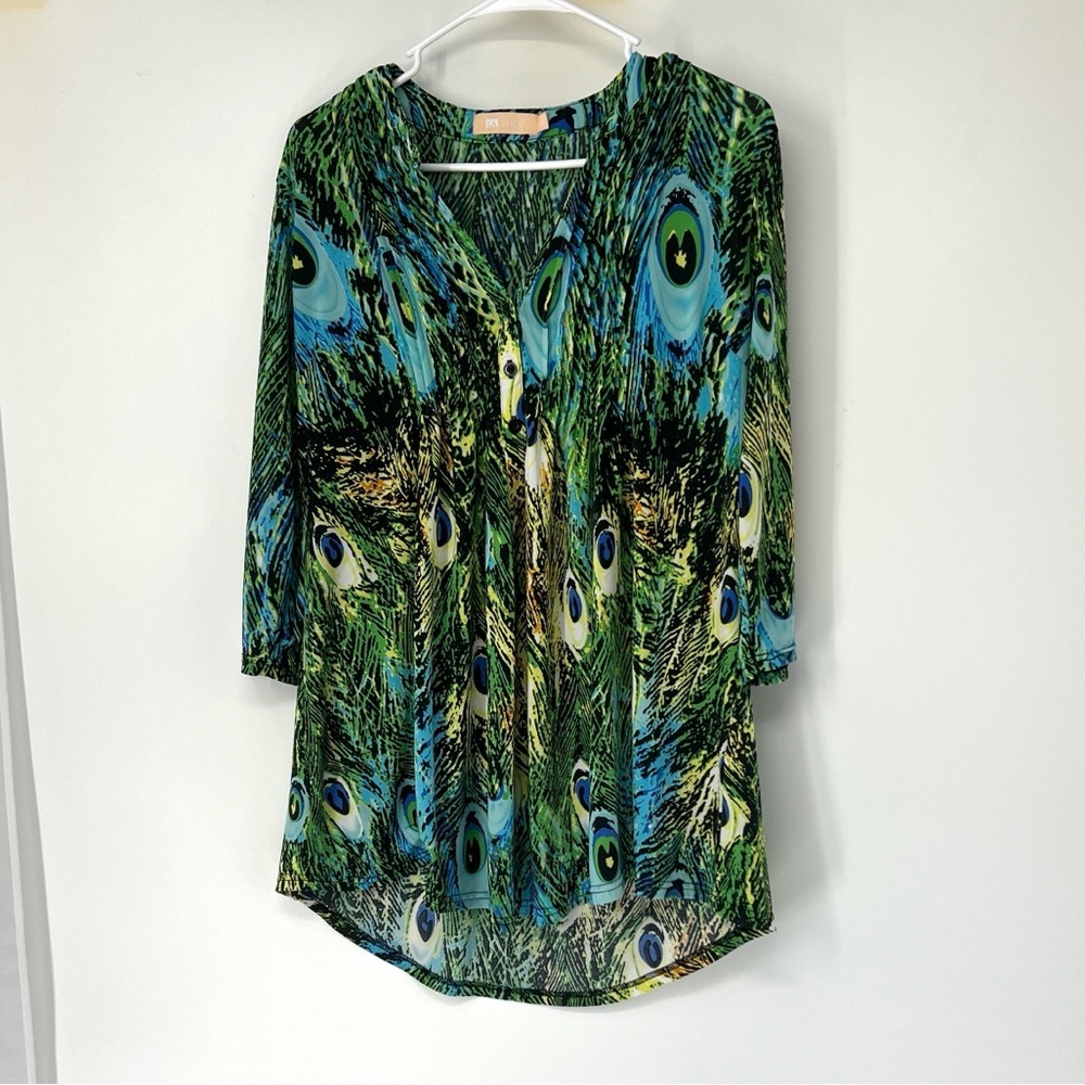 La cera women’s peacock blouse medium